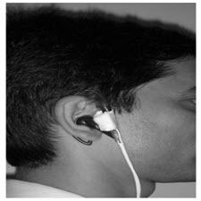An accelerometer-based earpiece to monitor and quantify[taliem.ir]